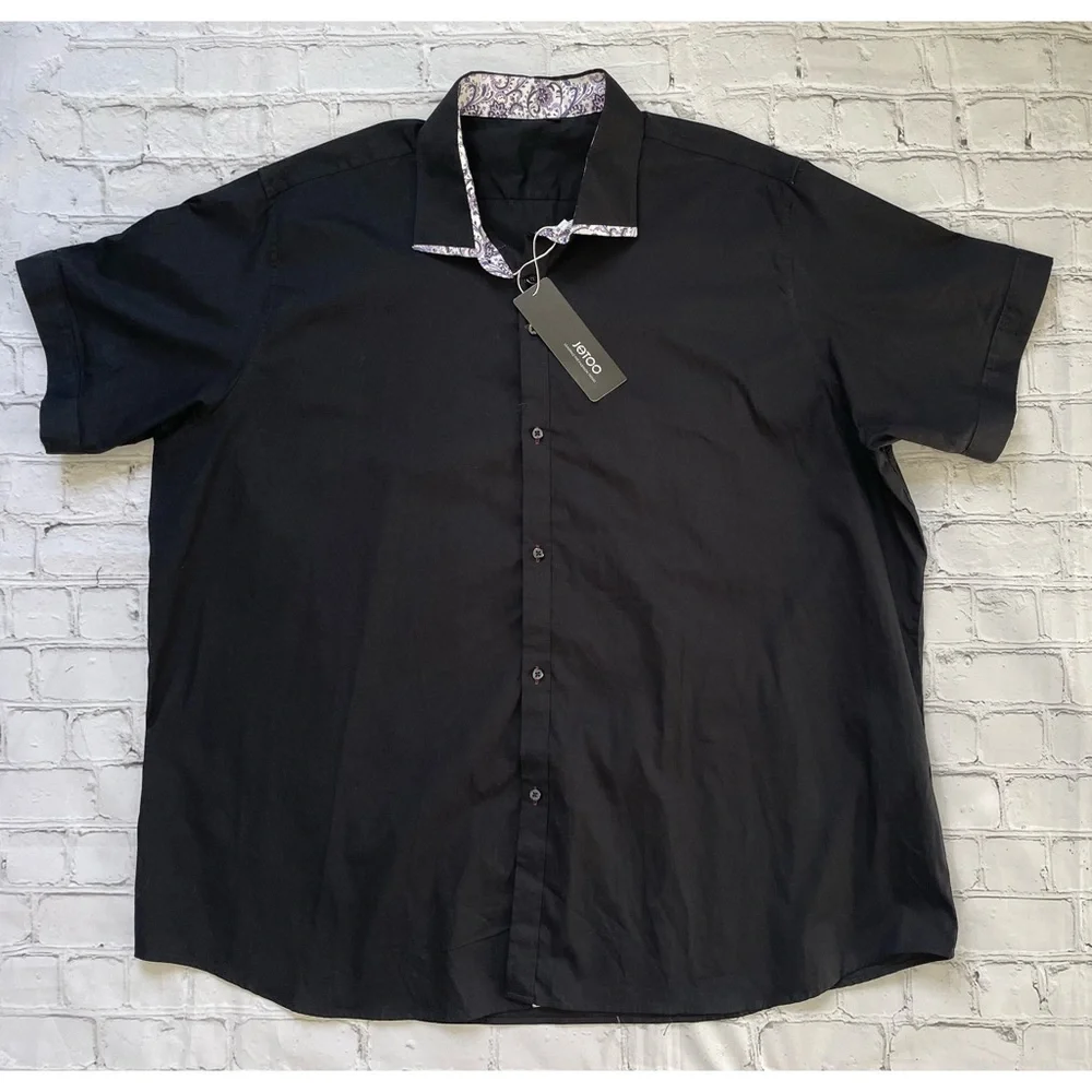 Men’s Black Short Sleeve Button Up Shirt NWT!